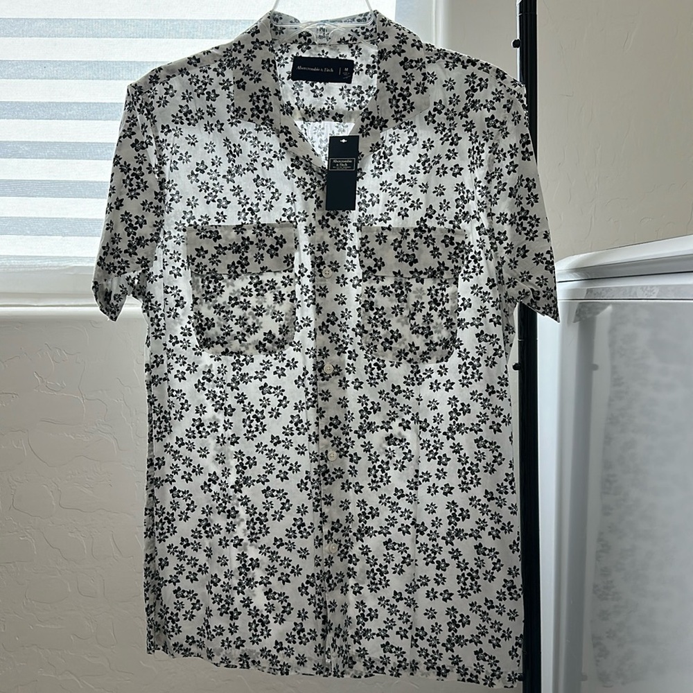 Abercrombie &Fitch Casual Button Down Shirt